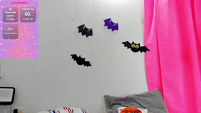 Natasha by online show from October 11, 2025, 2:15 pm