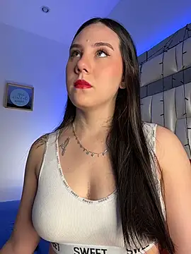  ISABELLA HOT  online show from April 17, 2026, 12:19 pm