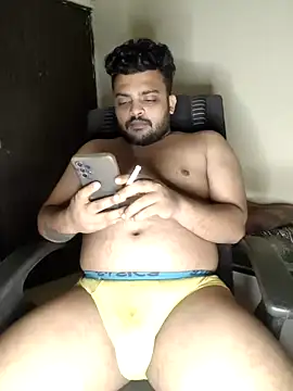 Snapshot of Mr_Handsome_hunk chatting on January 6, 2025, 10:05 pm Mr Handsome hunk online show from January 6, 2025, 10:05 pm