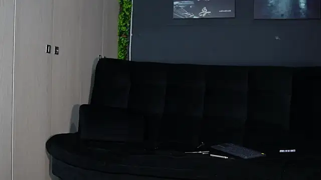 Austin bolt online show from January 19, 2026, 2:04 am