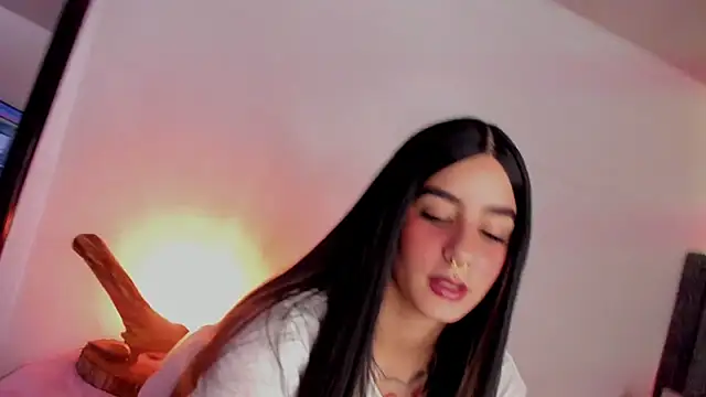 Snapshot of Alice_woodville chatting on March 9, 2025, 6:11 pm Alice woodville online show from March 9, 2025, 6:11 pm