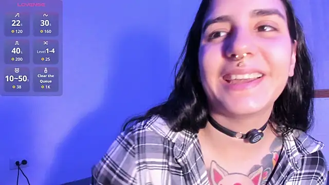 Snapshot of Alice_woodville chatting on July 5, 2026, 3:13 am Alice woodville online show from July 5, 2026, 3:13 am