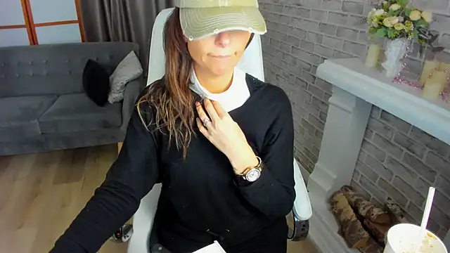 Elizabe th online show from January 25, 2025, 8:42 pm