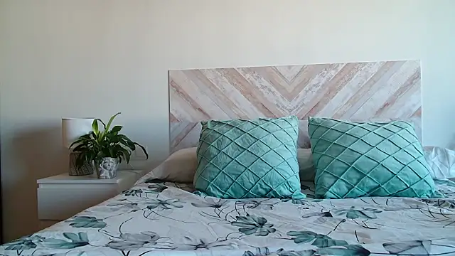 secretmuses online show from February 8, 2026, 4:10 pm