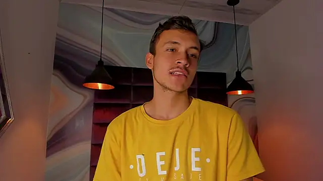 Desmon Clark online show from January 20, 2025, 3:37 am