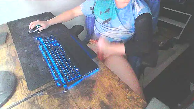 WouldLovetoFuckYou666 online show from December 6, 2024, 10:19 pm