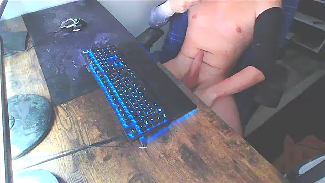 WouldLovetoFuckYou666 online show from November 23, 2025, 2:17 pm