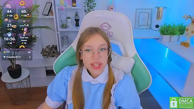 LayriantaVee online show from January 18, 2025, 11:00 am