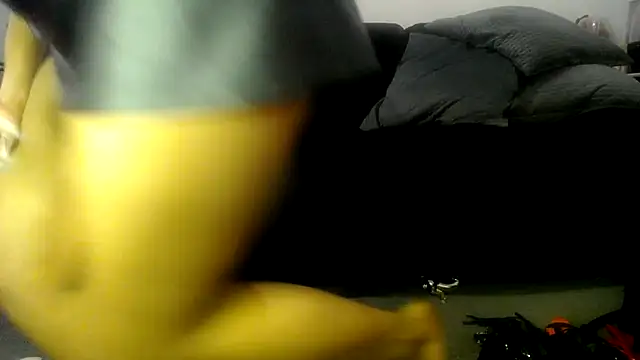 Snapshot of Niquitasparkles chatting on February 5, 2025, 2:59 pm Niquitasparkles online show from February 5, 2025, 2:59 pm