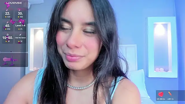 HannaPaola online show from October 18, 2025, 9:15 pm