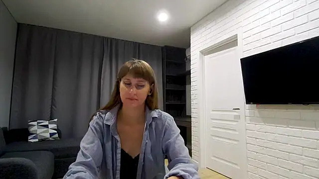 Daniella Lorente online show from July 24, 2026, 11:58 pm