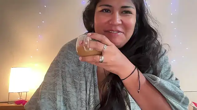 MashaCL online show from April 13, 2026, 8:42 am