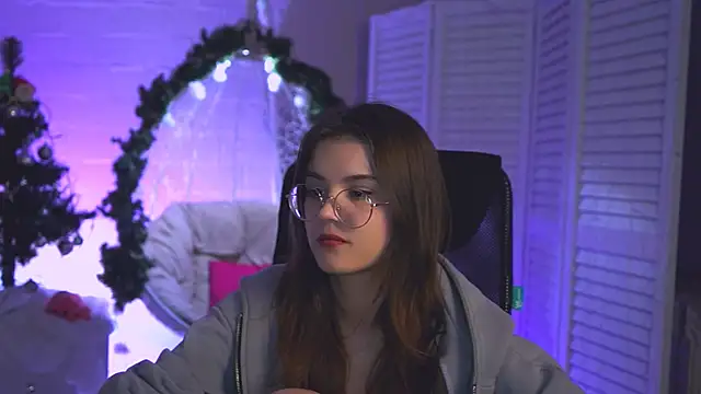 EvaThopson online show from December 25, 2024, 5:58 pm