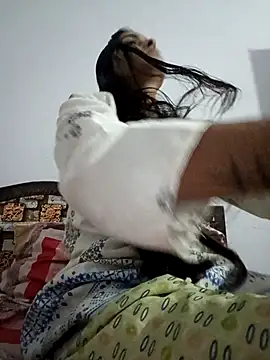 pikubaby online show from November 1, 2025, 7:05 pm