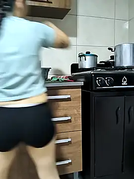 Tefannyy  online show from February 16, 2026, 12:40 am