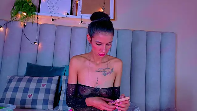 ChanelAdamss  online show from October 15, 2025, 3:06 am