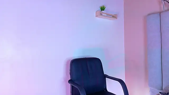 ChanelAdamss  online show from October 24, 2025, 3:03 am