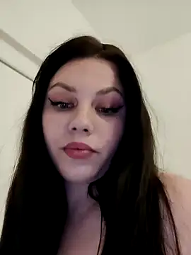 leeya lee online show from January 14, 2025, 10:12 pm