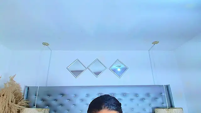 EileenBenzon online show from September 23, 2025, 3:15 pm