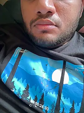 Snapshot of ved240 chatting on April 6, 2026, 6:47 am ved240 online show from April 6, 2026, 6:47 am