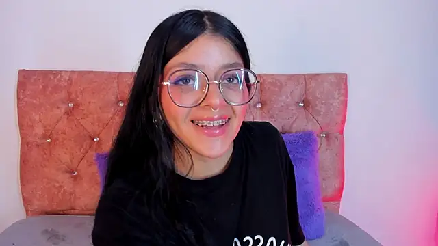 Snapshot of lana_dol chatting on February 11, 2025, 11:54 am lana dol online show from February 11, 2025, 11:54 am
