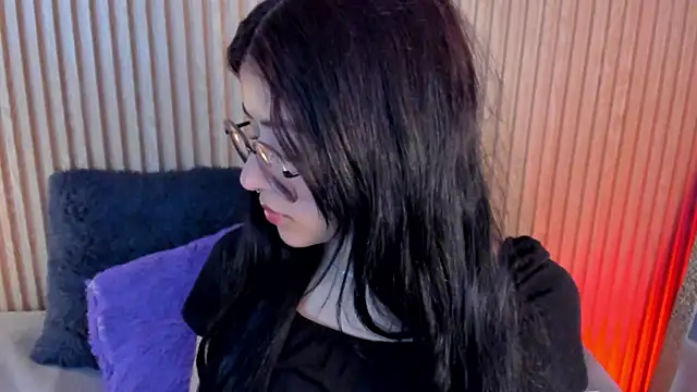 Snapshot of lana_dol chatting on October 21, 2025, 1:23 pm lana dol online show from October 21, 2025, 1:23 pm
