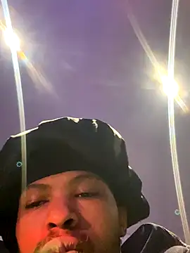 BlueIceCube online show from September 17, 2025, 7:26 pm