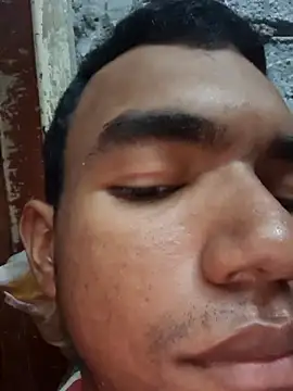 Reynold2608 online show from November 20, 2025, 5:56 pm