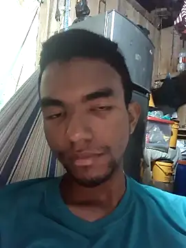 Reynold2608 online show from December 5, 2025, 3:04 am