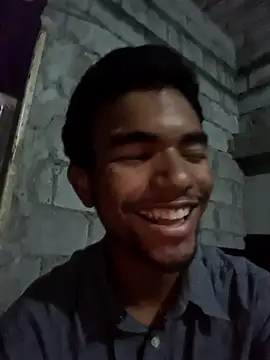 Reynold2608 online show from January 9, 2026, 3:53 am