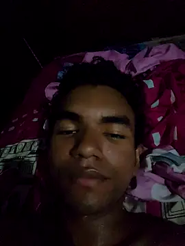 Snapshot of Reynold2608 chatting on April 21, 2026, 2:51 am Reynold2608 online show from April 21, 2026, 2:51 am