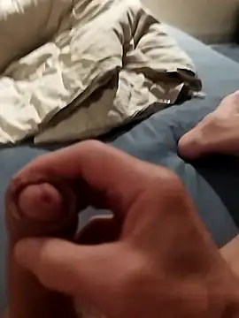 Snapshot of RLLrrr chatting on November 12, 2025, 3:51 am RLLrrr online show from November 12, 2025, 3:51 am