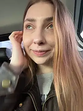 Sunny   Bunny online show from March 27, 2026, 1:11 pm