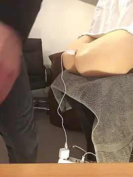 Snapshot of Inseminator69 chatting on January 19, 2025, 1:33 pm Inseminator69 online show from January 19, 2025, 1:33 pm