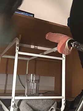 Snapshot of Inseminator69 chatting on February 11, 2026, 6:29 am Inseminator69 online show from February 11, 2026, 6:29 am