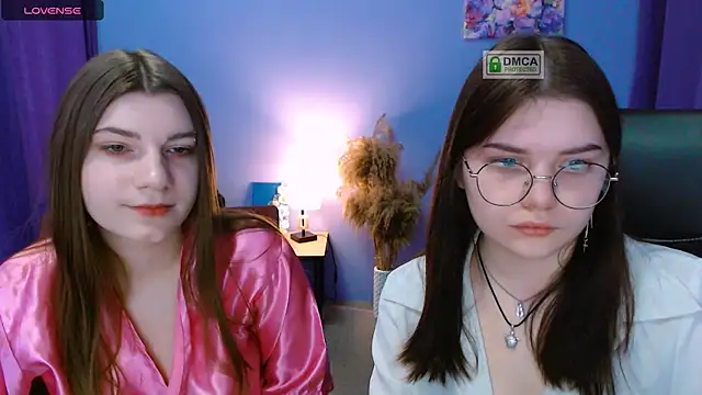 Snapshot of pure_radiance1 chatting on January 16, 2025, 9:48 am pure radiance1 online show from January 16, 2025, 9:48 am