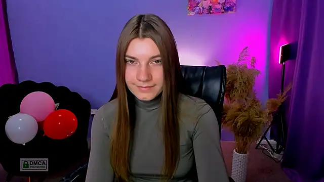Snapshot of pure_radiance1 chatting on February 23, 2025, 12:37 pm pure radiance1 online show from February 23, 2025, 12:37 pm