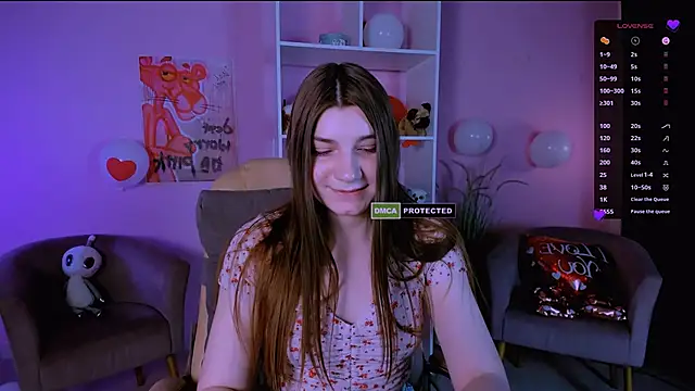 Snapshot of pure_radiance1 chatting on February 25, 2025, 12:34 pm pure radiance1 online show from February 25, 2025, 12:34 pm