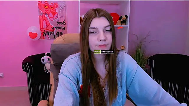 Snapshot of pure_radiance1 chatting on March 3, 2025, 3:53 pm pure radiance1 online show from March 3, 2025, 3:53 pm