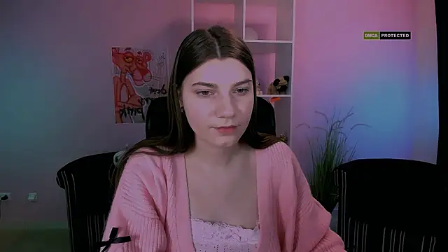 Snapshot of pure_radiance1 chatting on March 10, 2025, 10:15 am pure radiance1 online show from March 10, 2025, 10:15 am