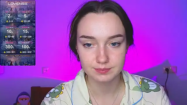 Snapshot of Wild_Sophie_ chatting on January 11, 2025, 5:51 pm Wild Sophie online show from January 11, 2025, 5:51 pm