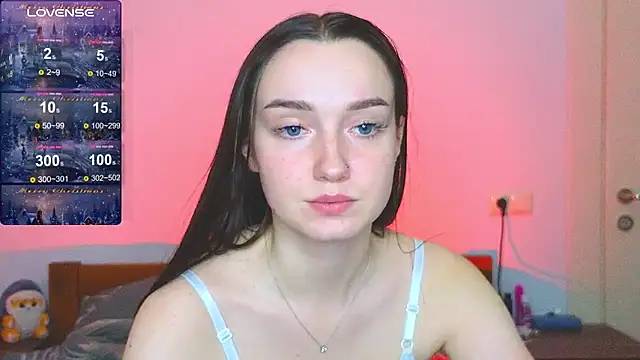 Snapshot of Wild_Sophie_ chatting on January 18, 2025, 6:43 pm Wild Sophie online show from January 18, 2025, 6:43 pm