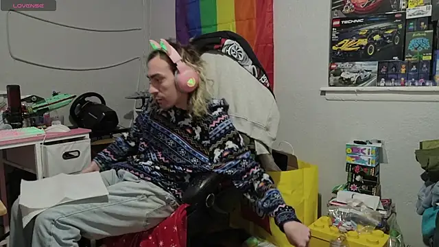 tallnerdyguy online show from April 9, 2026, 1:05 am