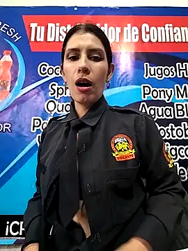 Alysson-- online show from September 17, 2025, 1:02 pm