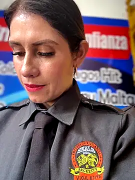 Alysson-- online show from October 20, 2025, 3:01 pm