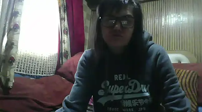 Snapshot of AlanaLaDream chatting on March 20, 2025, 2:42 pm AlanaLaDream online show from March 20, 2025, 2:42 pm