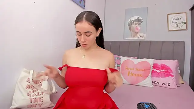 naughtyloverss online show from April 9, 2026, 4:12 pm