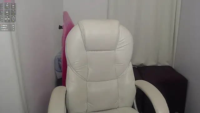 Snapshot of Abby_Halliwey chatting on February 15, 2025, 8:44 am Abby Halliwey online show from February 15, 2025, 8:44 am