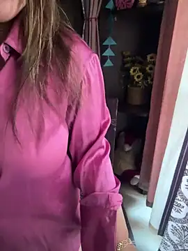 Reena Darlinggg online show from February 2, 2025, 8:24 am