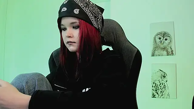 Elainebeness online show from March 16, 2025, 1:49 am